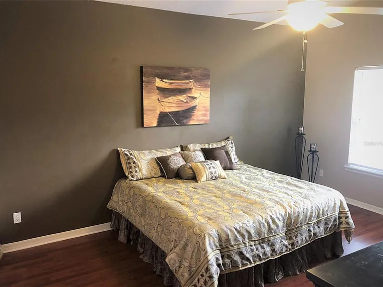 656 Pinebranch Cir — Photo 21