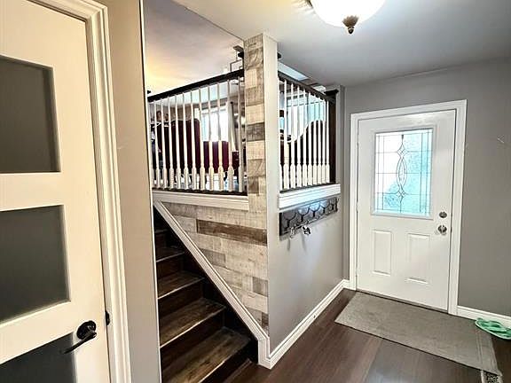 3rd image of 1862 Spring Garden Rd