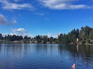 15912 E Shore Dr, Lynnwood, WA 98087