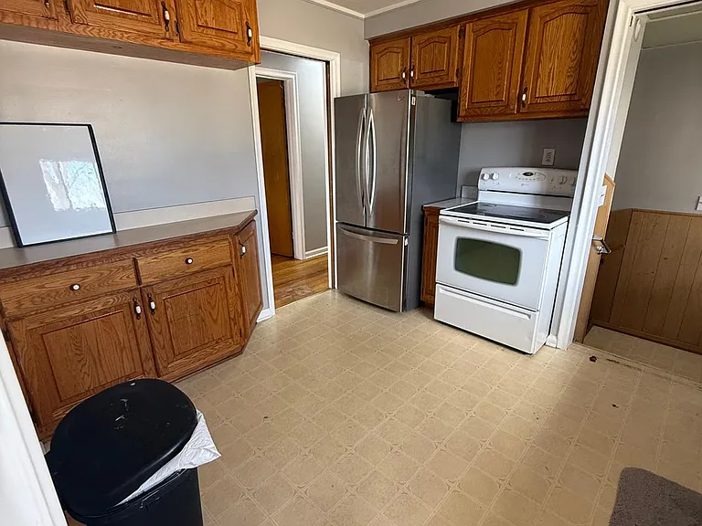4176 Williams St — Photo 15