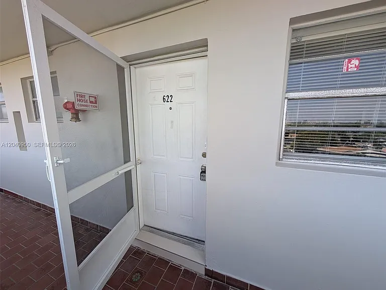 1750 NE 191st St #622-3 — Photo 16