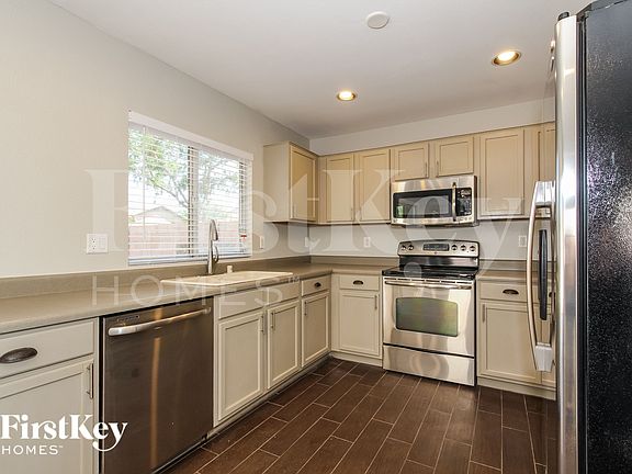 5th image of 9156 W Quail Ave