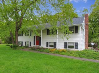 14561 Whispering Oaks Dr, Charleston, IL 61920