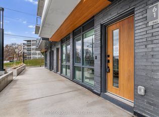 75 Curlew Dr #18, Toronto, ON M3A 0A9