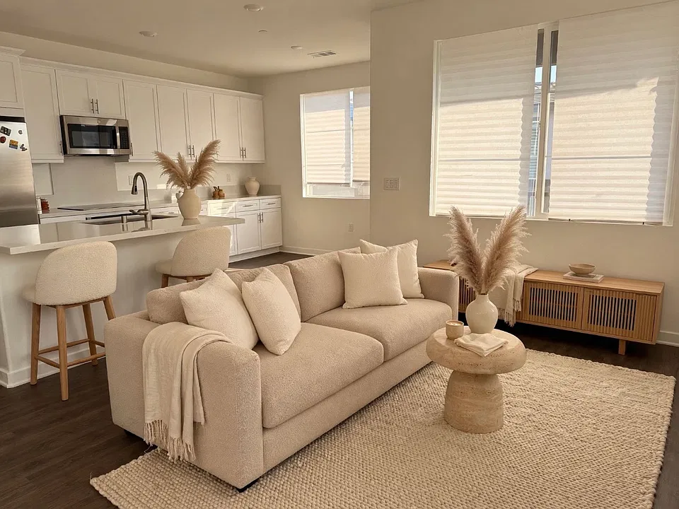 4276 S Montoya Paseo #1