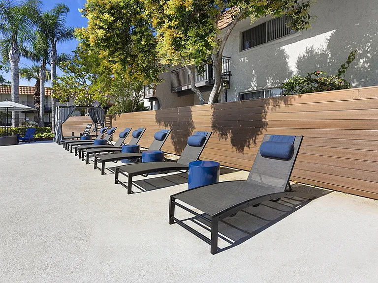 Terra Camarillo — Photo 17