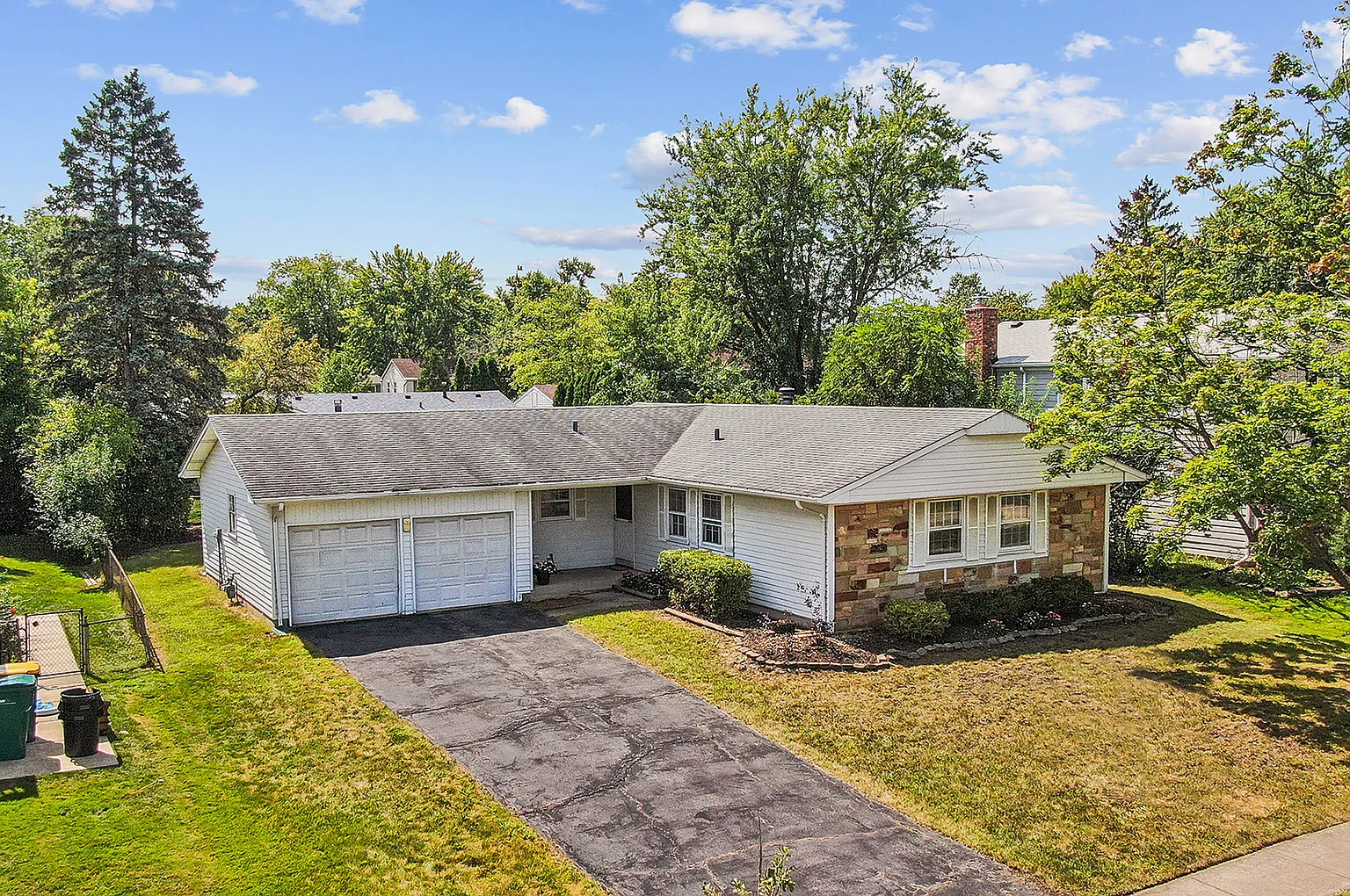 671 Silver Rock Ln photo 1