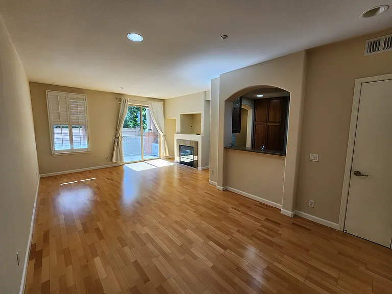 19999 Stevens Creek Blvd #112 — Photo 2