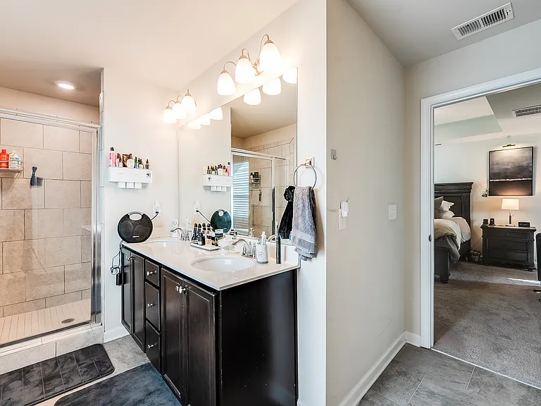 1313 Sweetbriar Cir — Photo 18