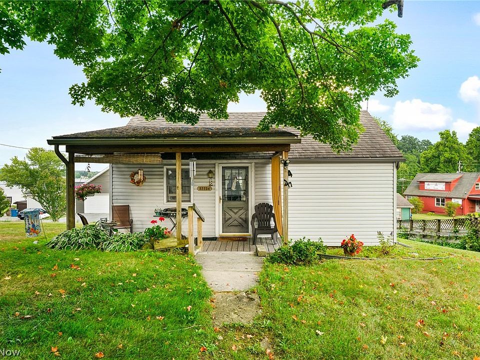 1st image of 32234 Orchard Knoll Dr