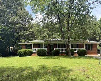1st image of 316 Dogwood Dr