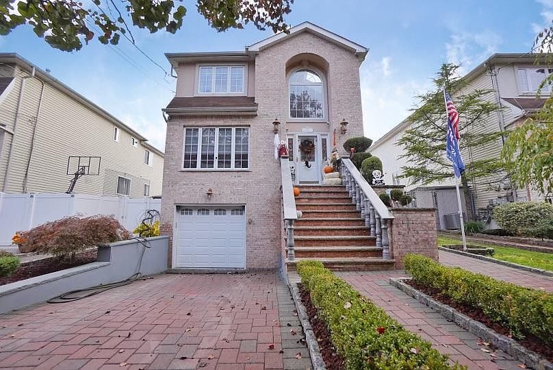 1st image of 456 Englewood Ave #1