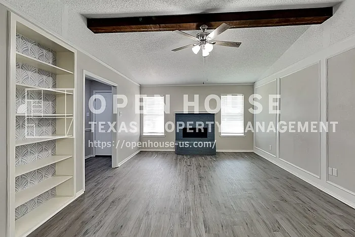 403 Walden Trl — Photo 3