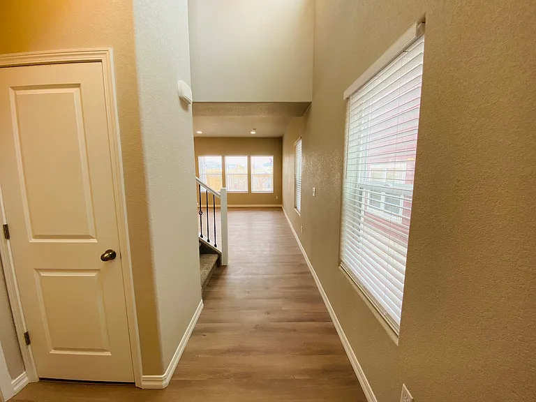 7826 Tent Rock Point — Photo 15