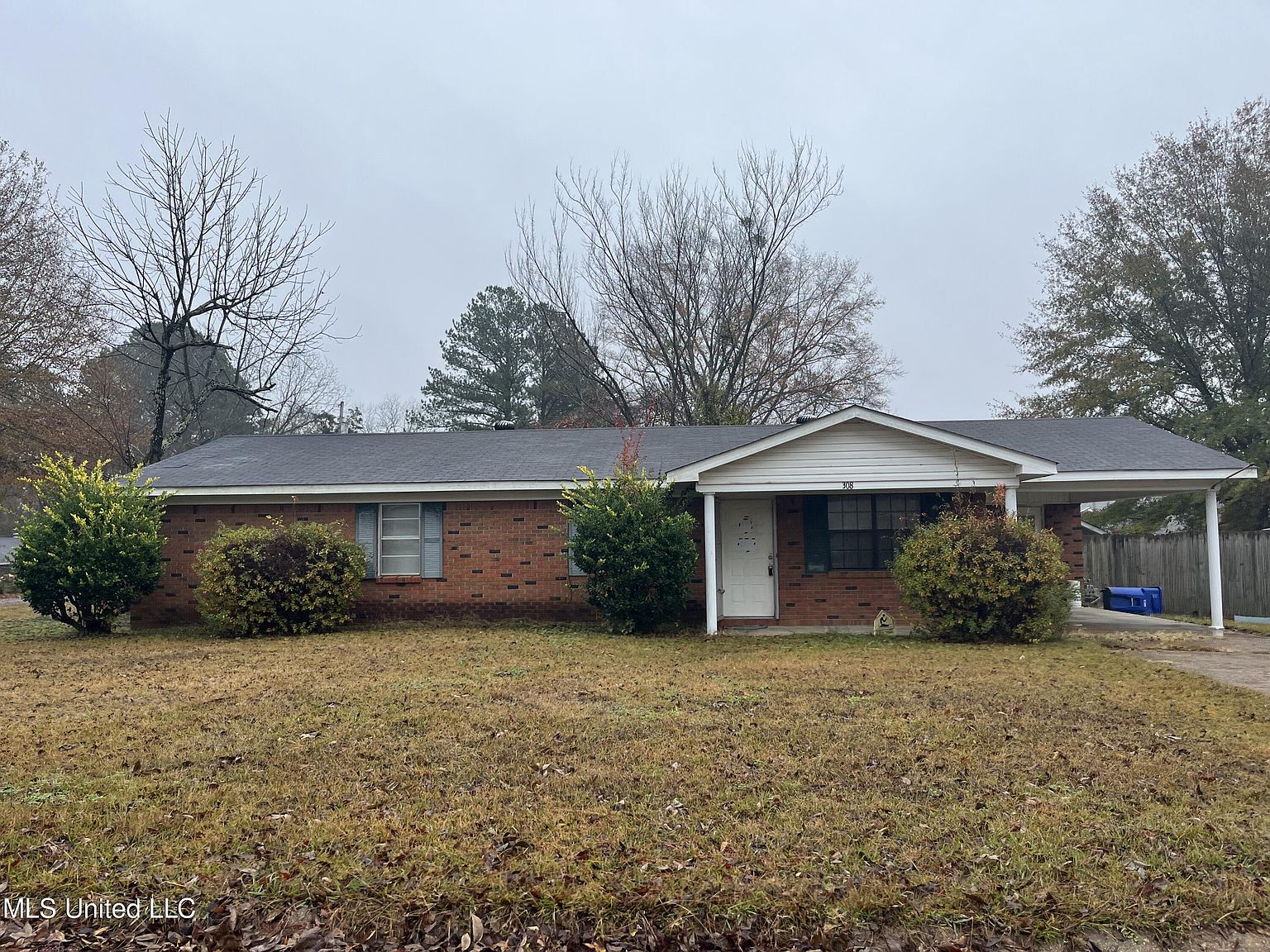 308 Martin Luther King St, Duck Hill, MS 38925 | Zillow