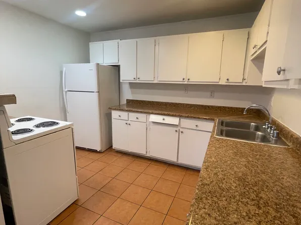 6237 Yerba Ln APT D, Las Vegas, NV 89108