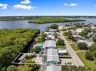 30 SW Hideaway Pl, Stuart, FL 34994