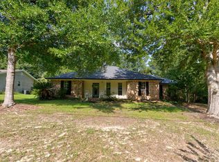 805 Hide A Way Ln, Carriere, MS 39426