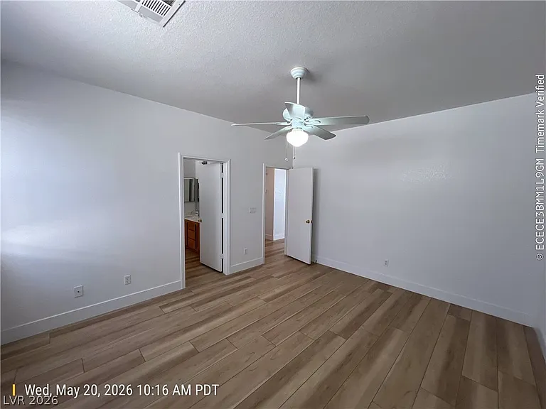 8027 Sapphire Cove Ave — Photo 9