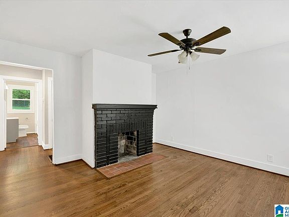 4th image of 1537 18th St SW