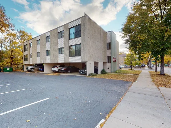 704 E Center St APT 302, Rochester, MN 55904