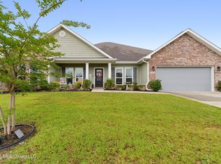 10620 Chapelwood Dr, Gulfport, MS 39503