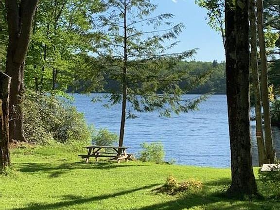 4th image of 129 Park Dr