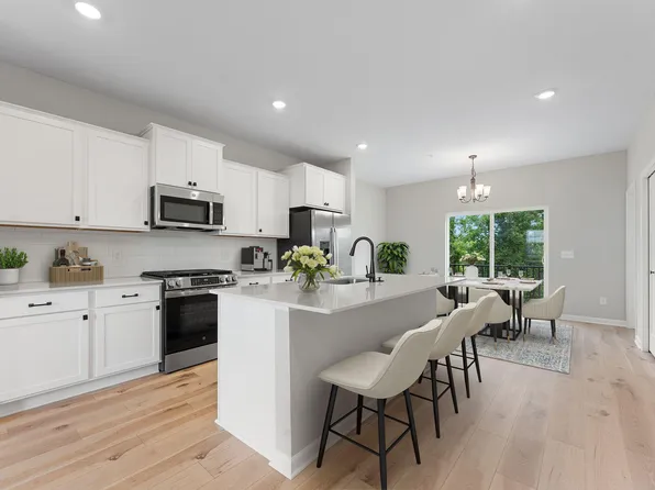 23200 Willow Dr, Rogers, MN 55374