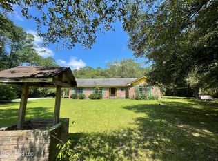 8713 Pine Grove Rd, Gautier, MS 39553