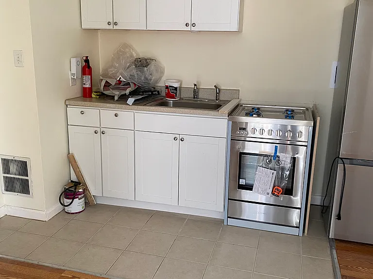 123 Amity Pl #2 — Photo 4