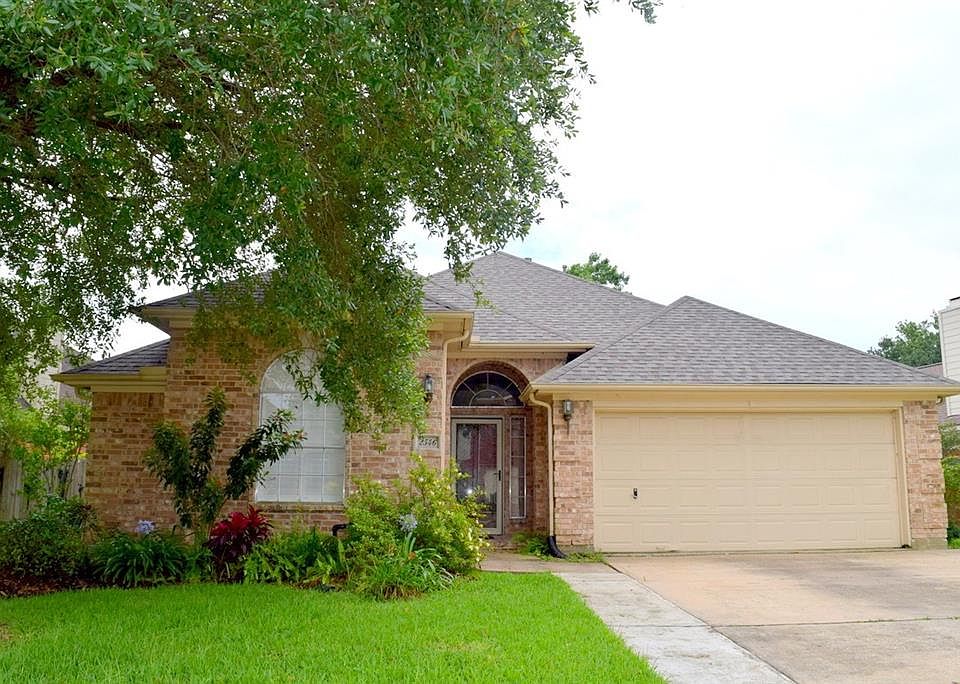 1st image of 2546 Doral Dr