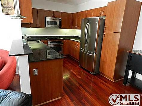 3rd image of 1608 India St Unit 601