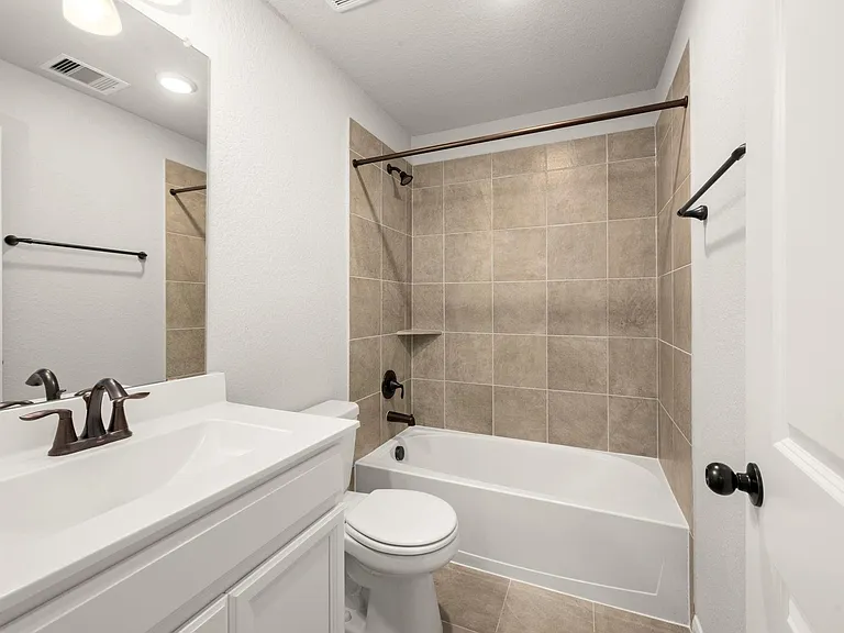 104 Winged Elm Ct — Photo 26