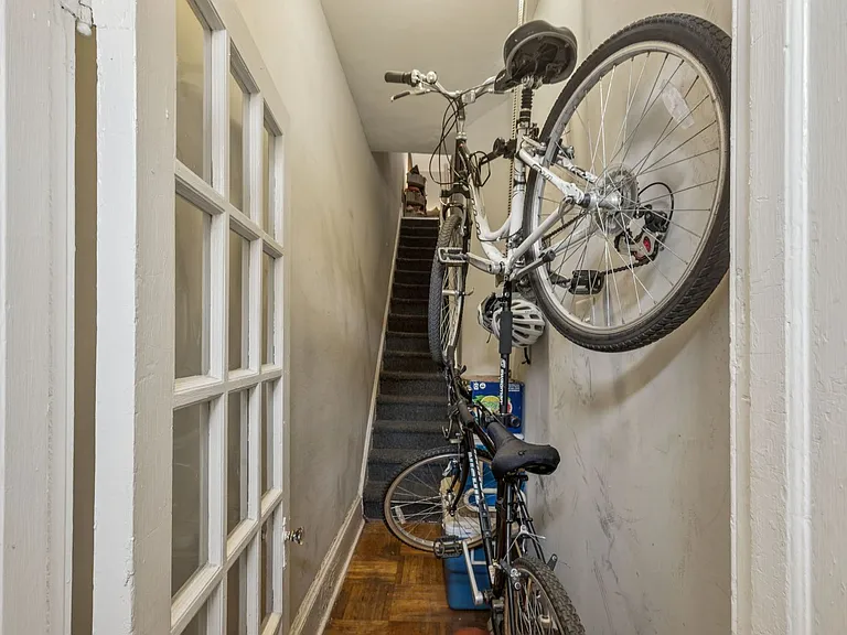 4149 Ridge Ave #2A — Photo 2