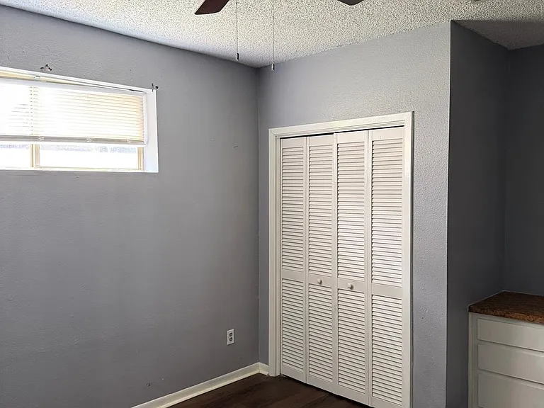 126 Harbour Ln — Photo 5