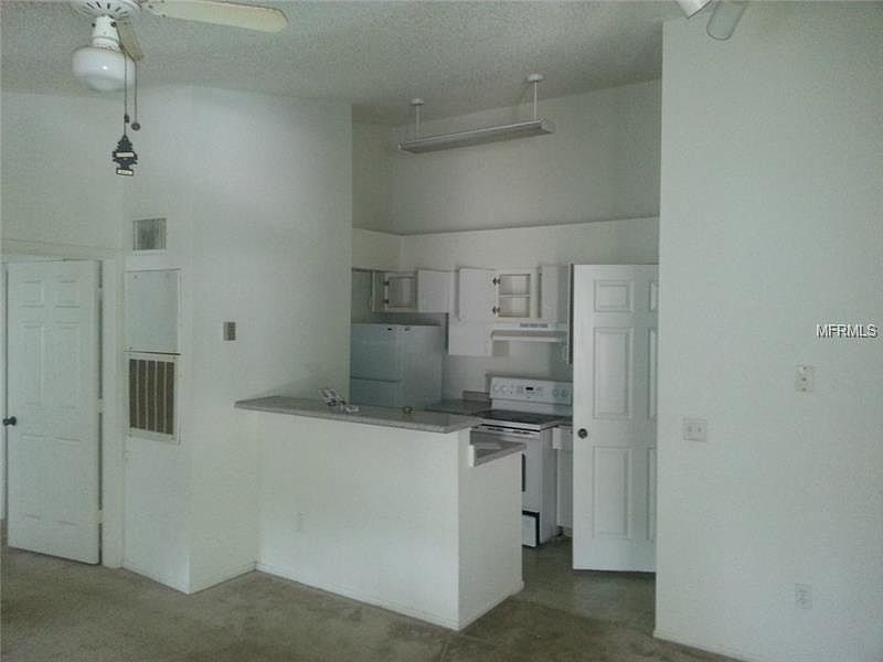 2nd image of 5112 Park Central Dr Unit 628