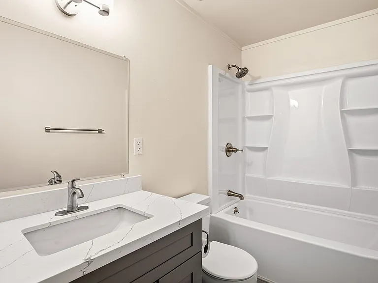 532 Tyrella Ave #45 — Photo 20