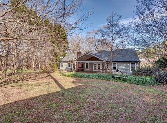 4th image of 2869 Wimbledon Dr