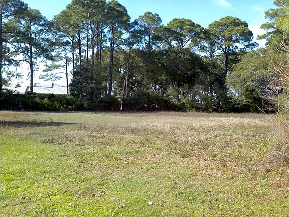 2nd image of 4 E Hideaway Bay Dr