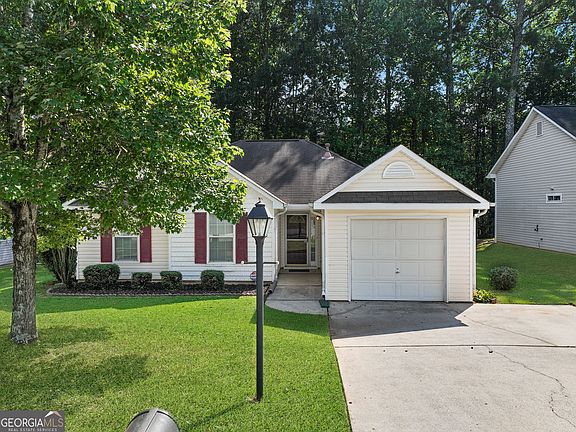 2nd image of 203 Misty Ridge Trl