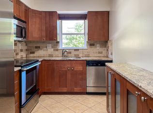 4643 20th Rd N APT 3, Arlington, VA 22207