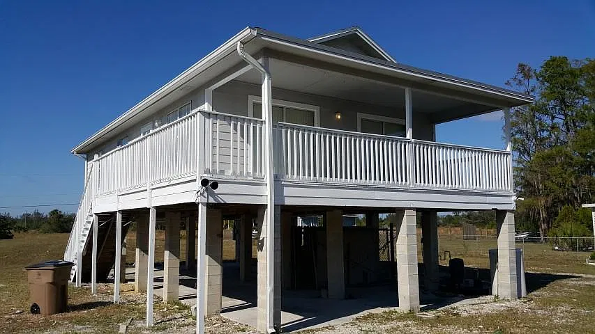 3 bed, 1152 sqft, $1,400 — Photo 1