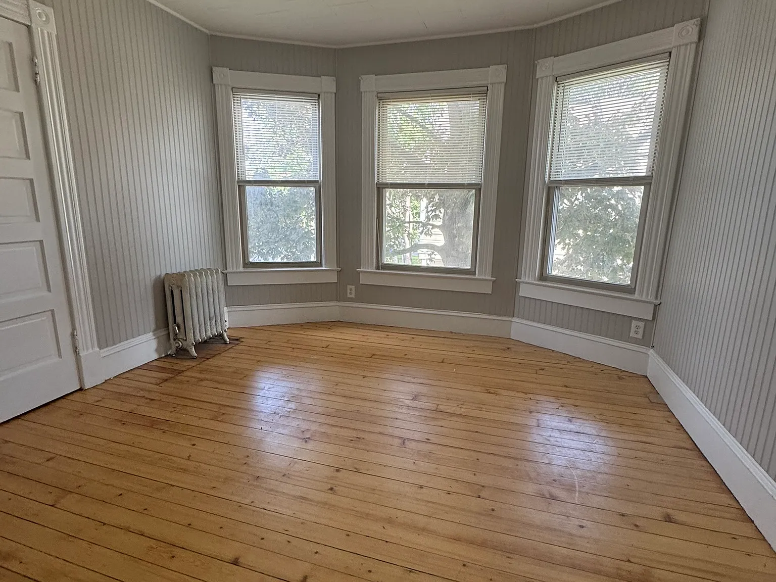 1825 Northampton St — Photo 2