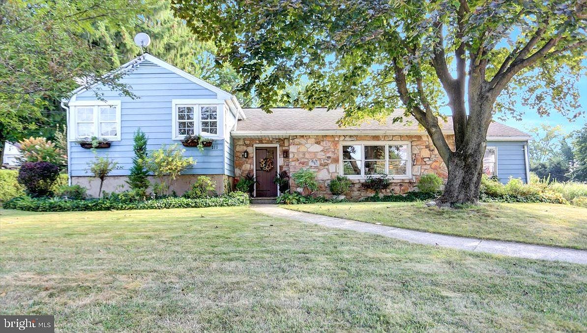 211 Rd, Boiling Springs, PA 17007 Zillow