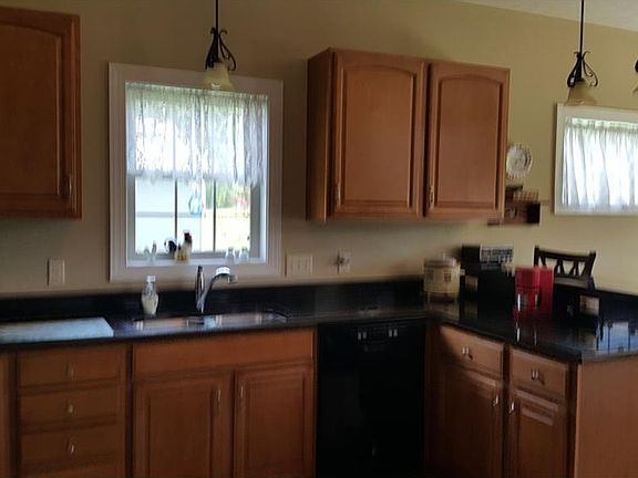 5th image of 313 Alissa Ln