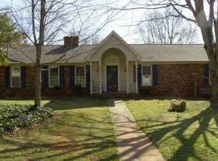 267 Stanaford Rd, Winston Salem, NC 27104