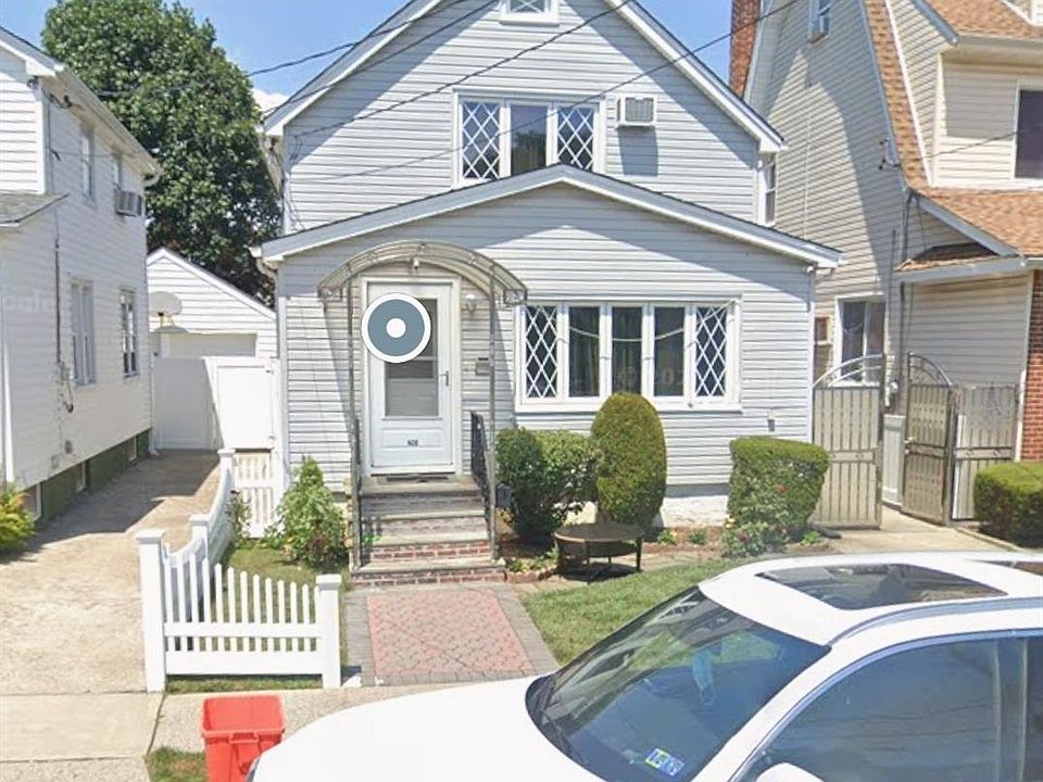 1st image of 1438 Woolworth St