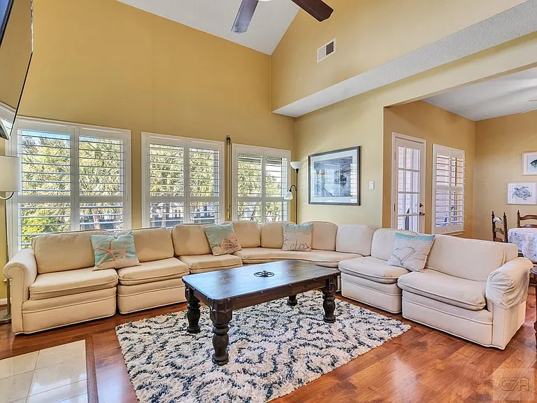 16627 Bayfront Dr — Photo 13