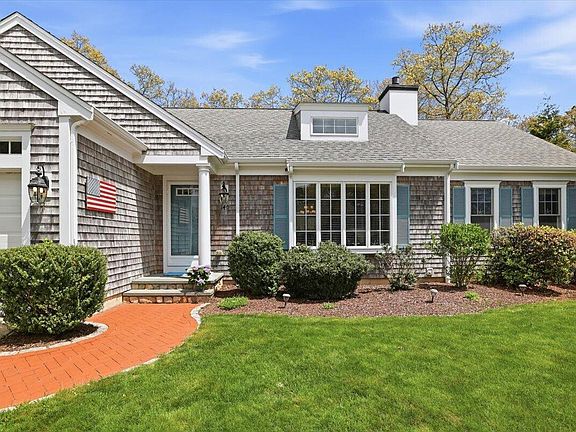 2nd image of 140 Pheasant Hill Circle