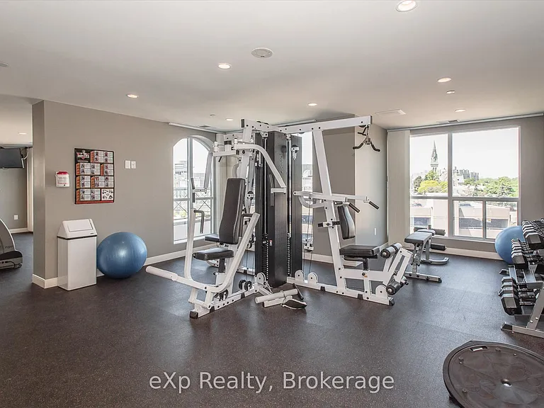 160 Macdonell St #308 — Photo 40